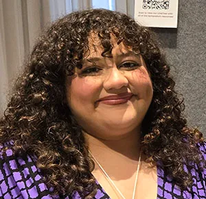 headshot of Karyme Flores.