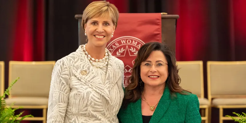 From left, Chancellor Carine M. Feyten and 2022 Virginia Chandler Dykes Leadership Award recipient Arcilia Acosta.