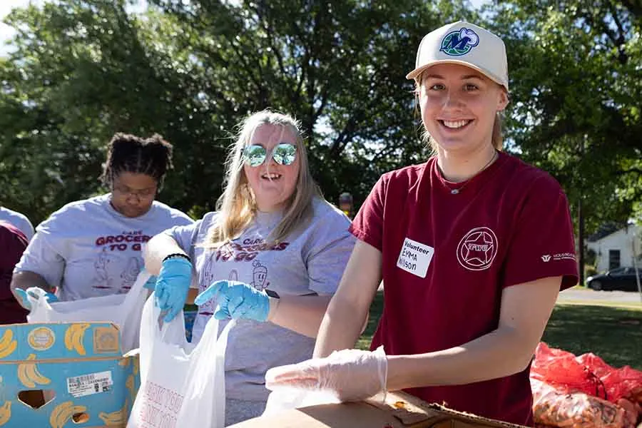Housing & Dining volunteers at Groceries to Go