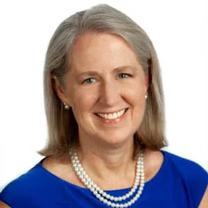 A headshot of Dawn Hooper.