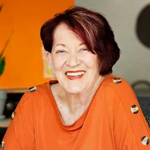 headshot of Lin O'Neill