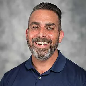 headshot of Michael Phipps