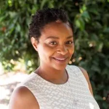 Headshot of Alondra Ammon