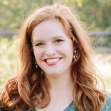 Headshot of Kelsie Barta