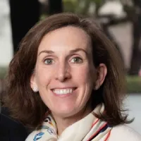 Headshot of Lucy Burns