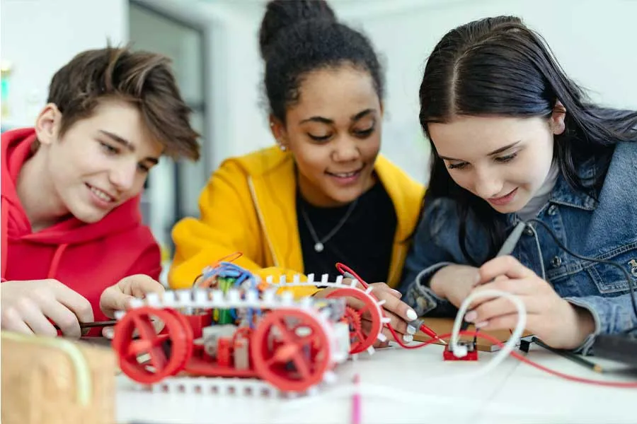 Students delve into STEM