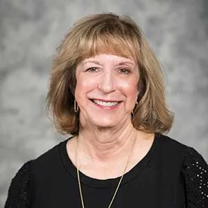 Karen Dunlap headshot