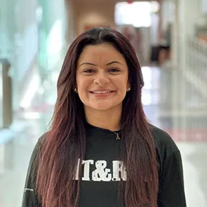 Portrait of Arlene Hernandez