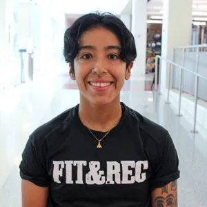 Megan Decaxias headshot