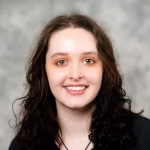 Kayla Harper Headshot