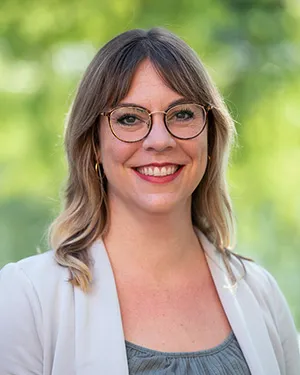 Jessica Schneider