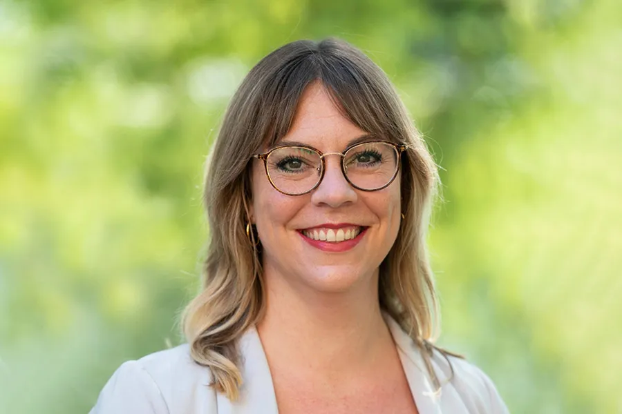 Jessica Schneider