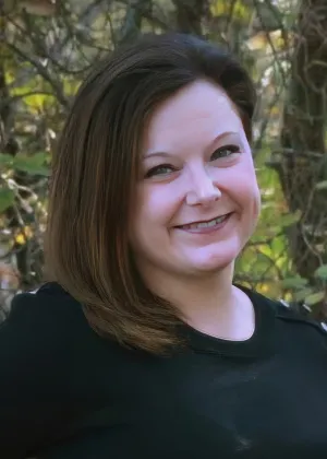 Jamie Rives in a black shirt