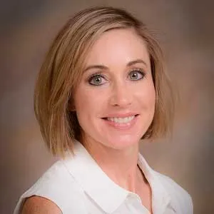 A headshot of Mindy Patterson.