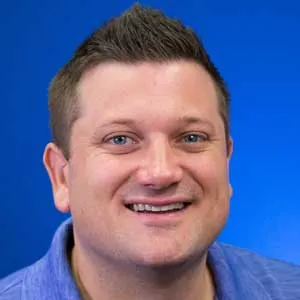 A headshot of Wesley Tucker.