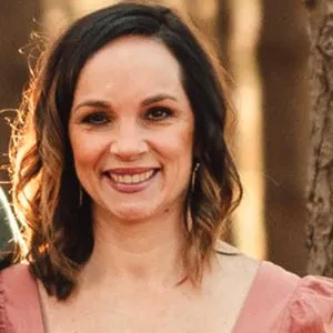 profile picture of Angela Ritter