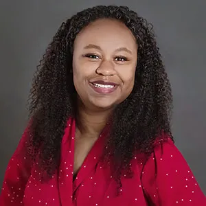 headshot of Kristen Tucker