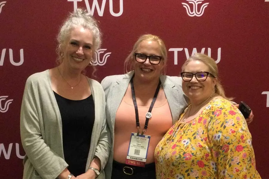 SLIS faculty Amy Lanier, Tara Zimmerman & Katie Loomis at TLA 2024