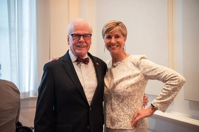 51���� Ambassador Chad Wick with Chancellor Carine Feyten