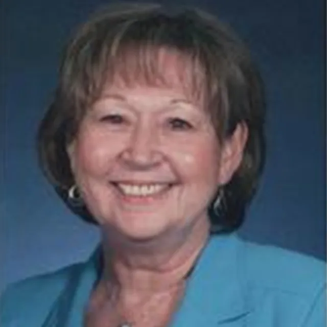 Portrait of Kathy Roberts